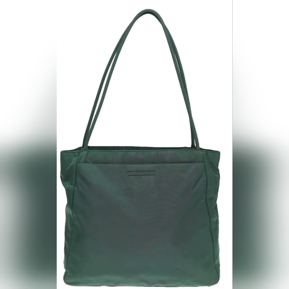 Prada Tessuto Nylon shoulder Bag EUC - Picture 1 of 10